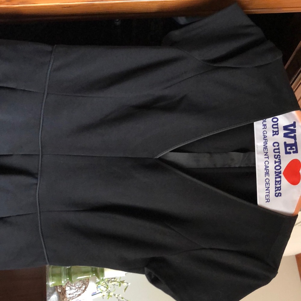 Banana republic size 2 black fit and flare
